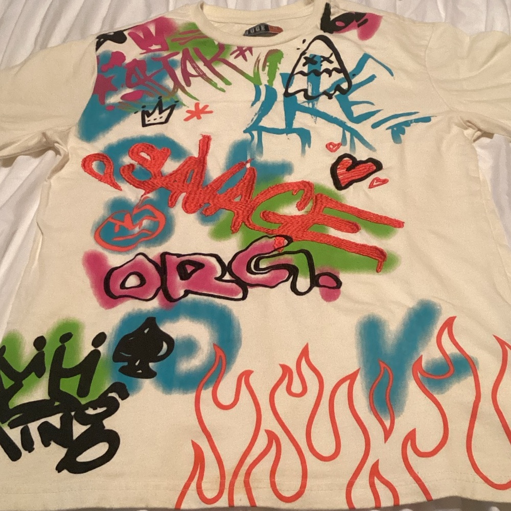 Cream Graffiti Graphic Short Sleeve Tee - Unbranded